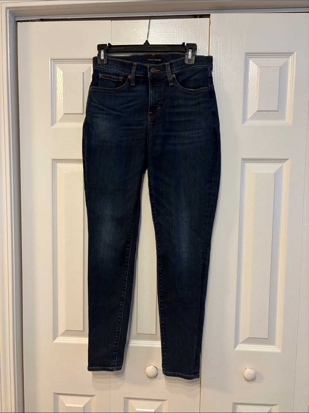 590 Lucky Brand Dark Wash Womens Jeans  Navy